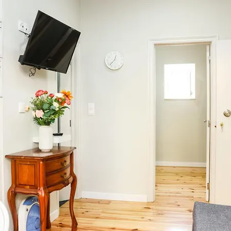 Residencia Queiros - T1 * ליסבון