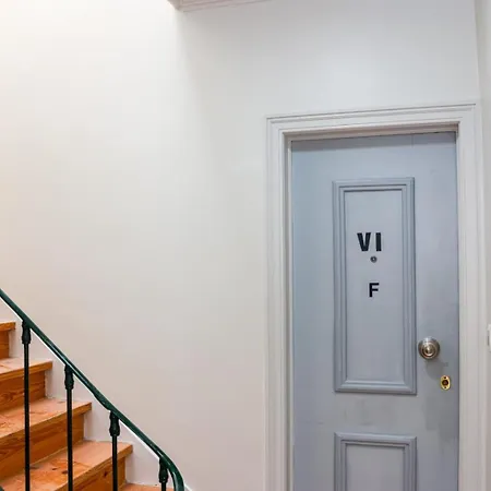 Residencia Queiros - T1 דירה